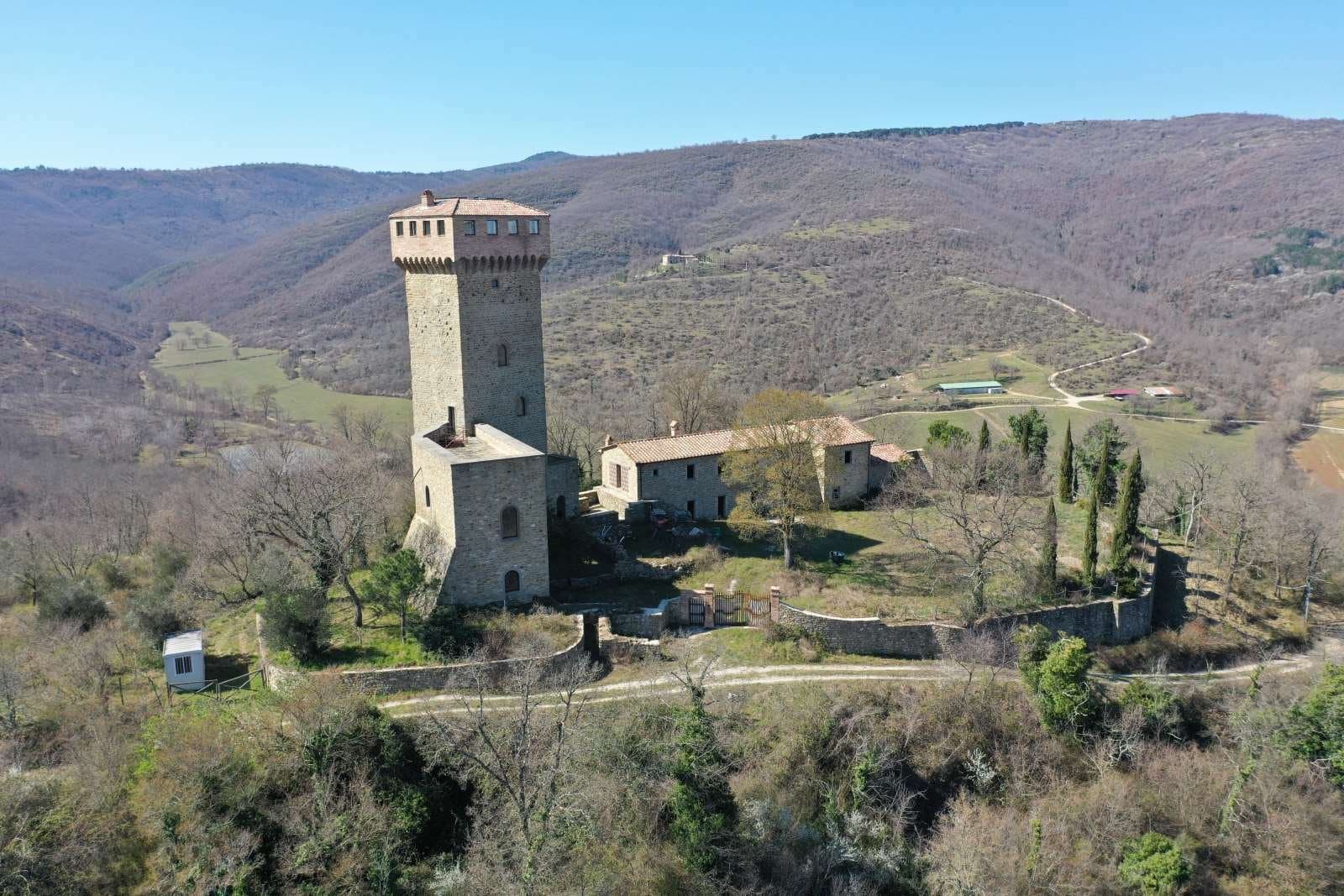 Partially Restored 11th Century Tower and Castle in Umbria 4