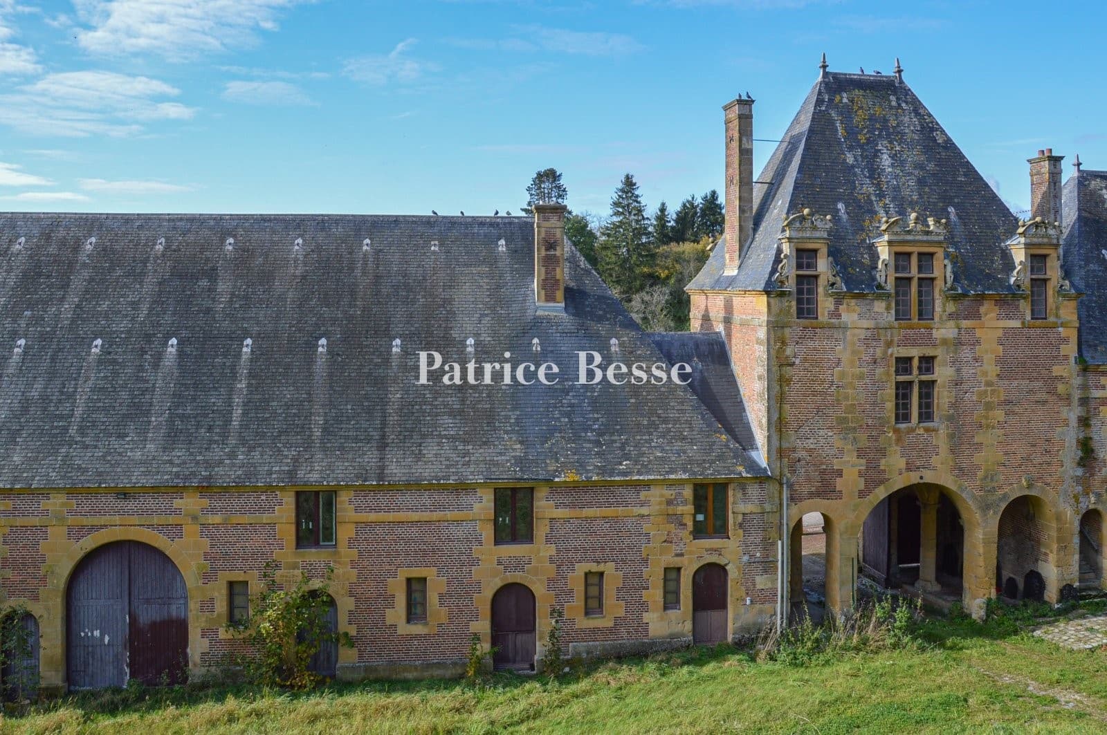 Historic Castle with 7 Hectares of Parklands in Argonne-Ardennaise 3