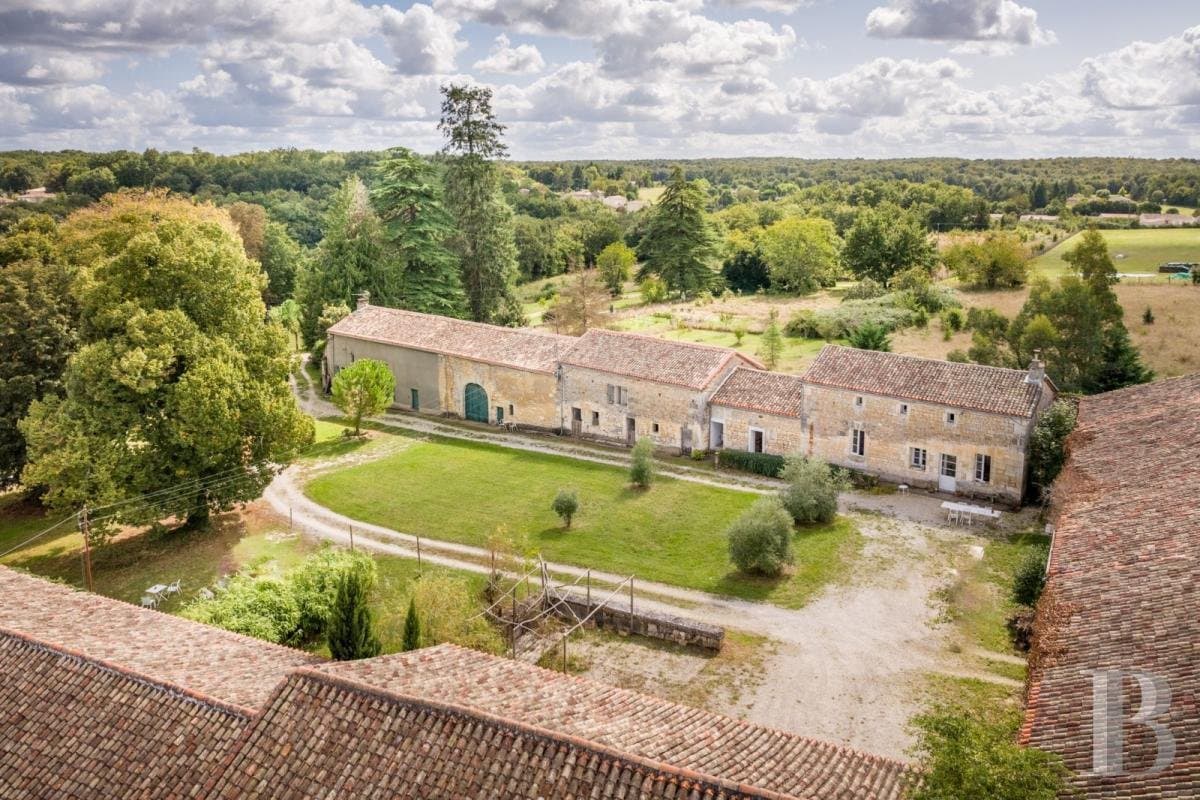 19th Century Castle With Historic Towers And Outbuildings In 8 Hectares 3