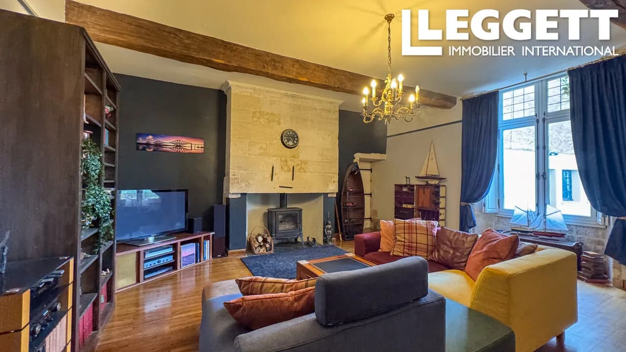Château With 351 Sqm, 5 Bedrooms And Exceptional Equestrian Facilities 2