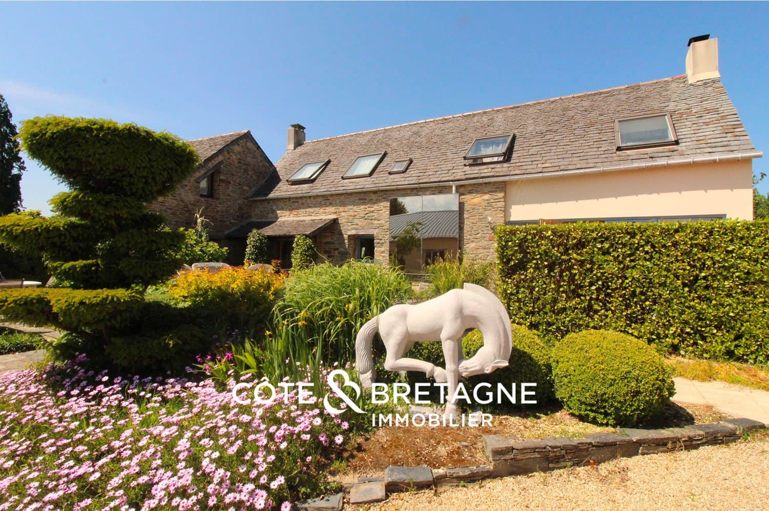 Charming Estate With Cottages, Reception Hall, And Heated Pool