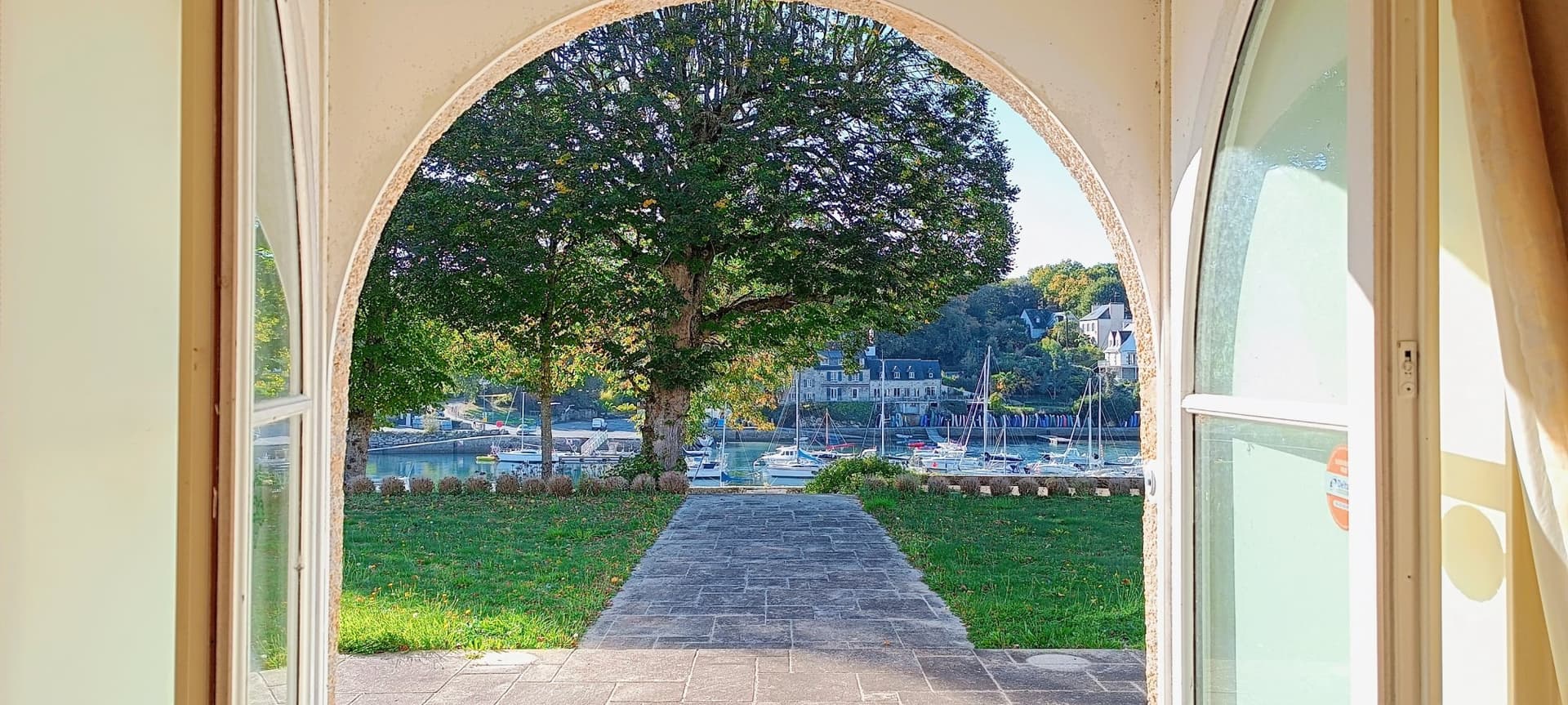 Luxurious 17th Century Manor With Guest Houses And Stunning Port Views 4