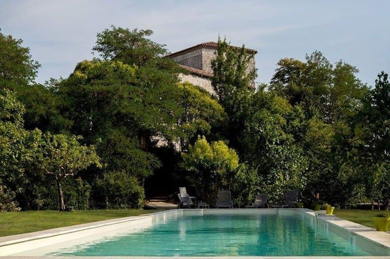 Elegant 19th Century Castle With Moat And Heated Saltwater Pool 5
