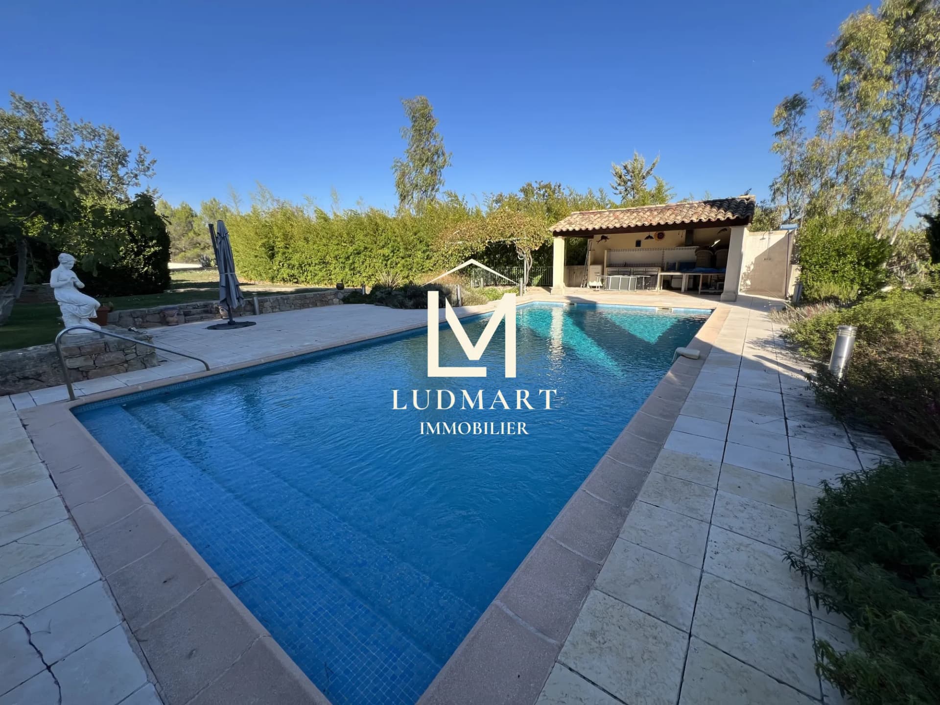 House With Open Views Over 7 Hectares Of Vineyards Near Draguignan 2