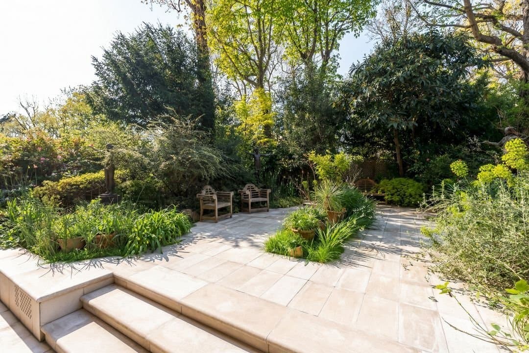 Charming Apartment With Garden In Neuilly Château 4