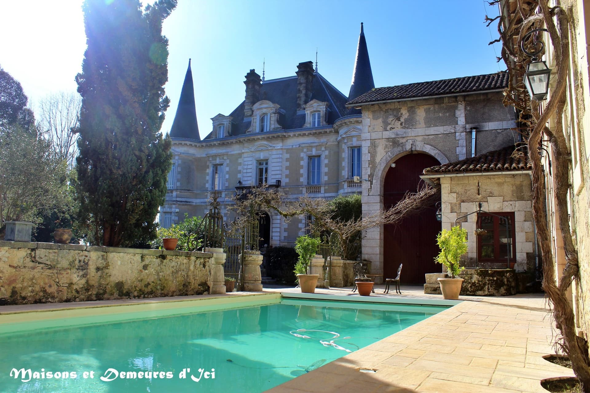 Exceptional Second Empire Château With Swimming Pool And Spacious Grounds 3