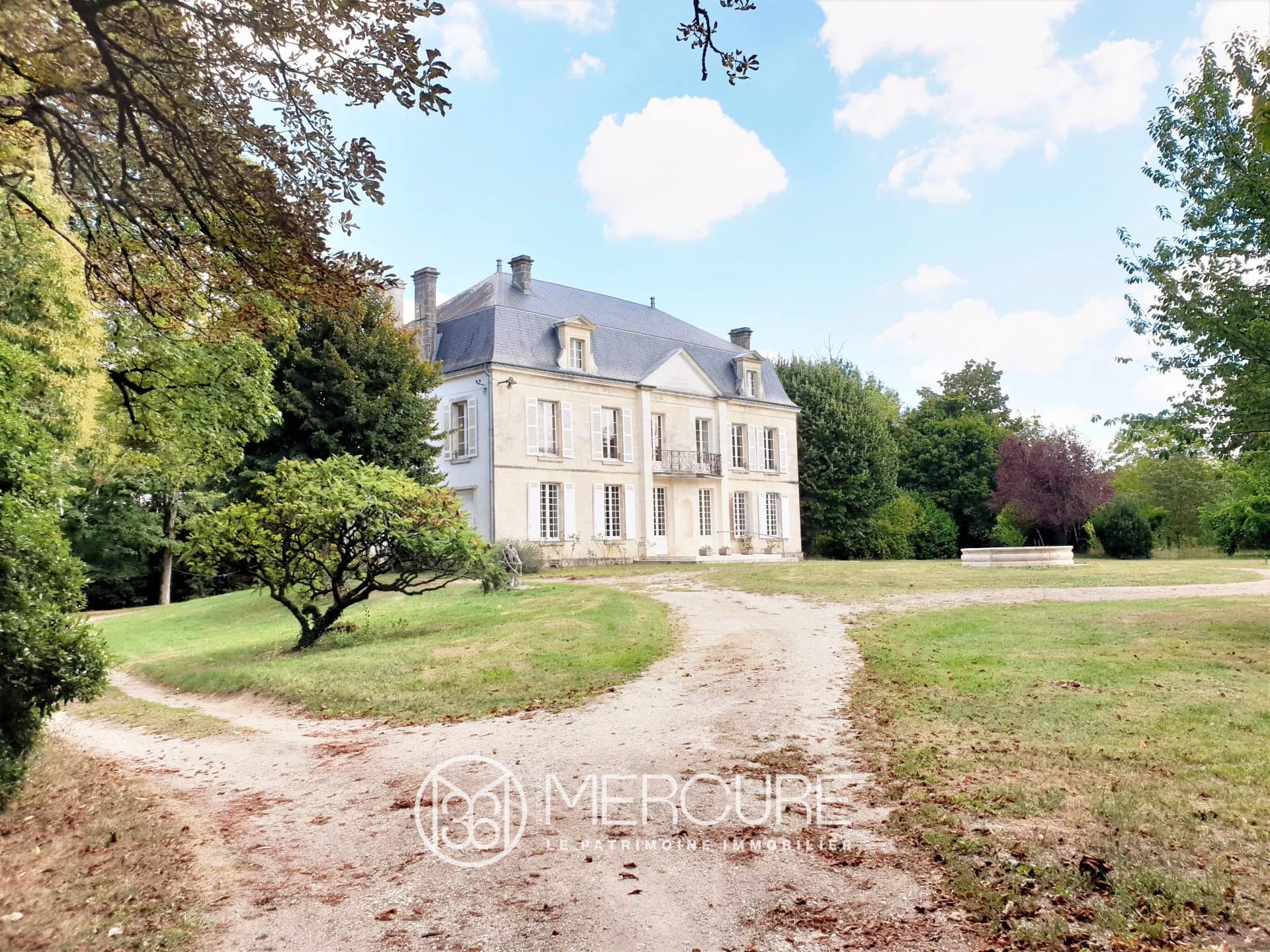 18th Century Château with Extensive Grounds and Multiple Living Spaces 2