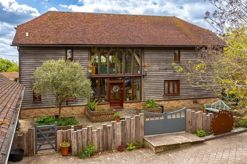 Remarkable Oak-Framed Residence in the Heart of South Downs National Park — in West Sussex, England