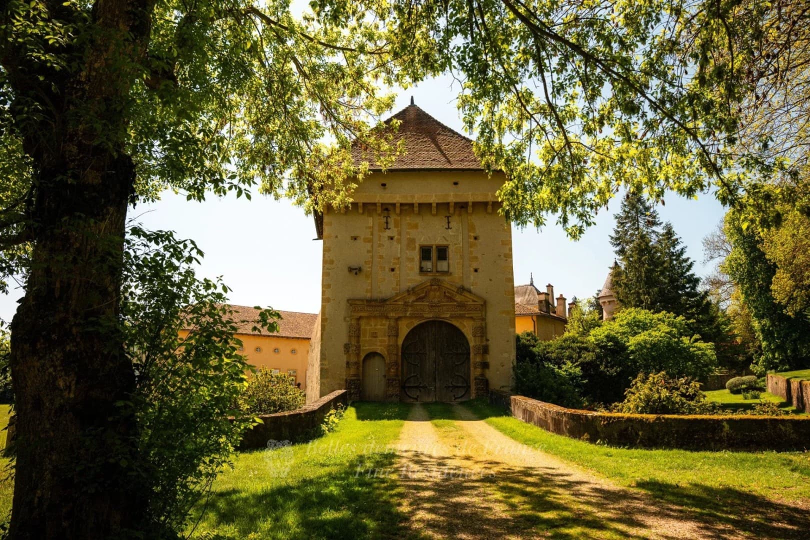 Historic 14th Century Château With 6 Bedrooms And 6 Hectares Of Park — in Lorraine, France