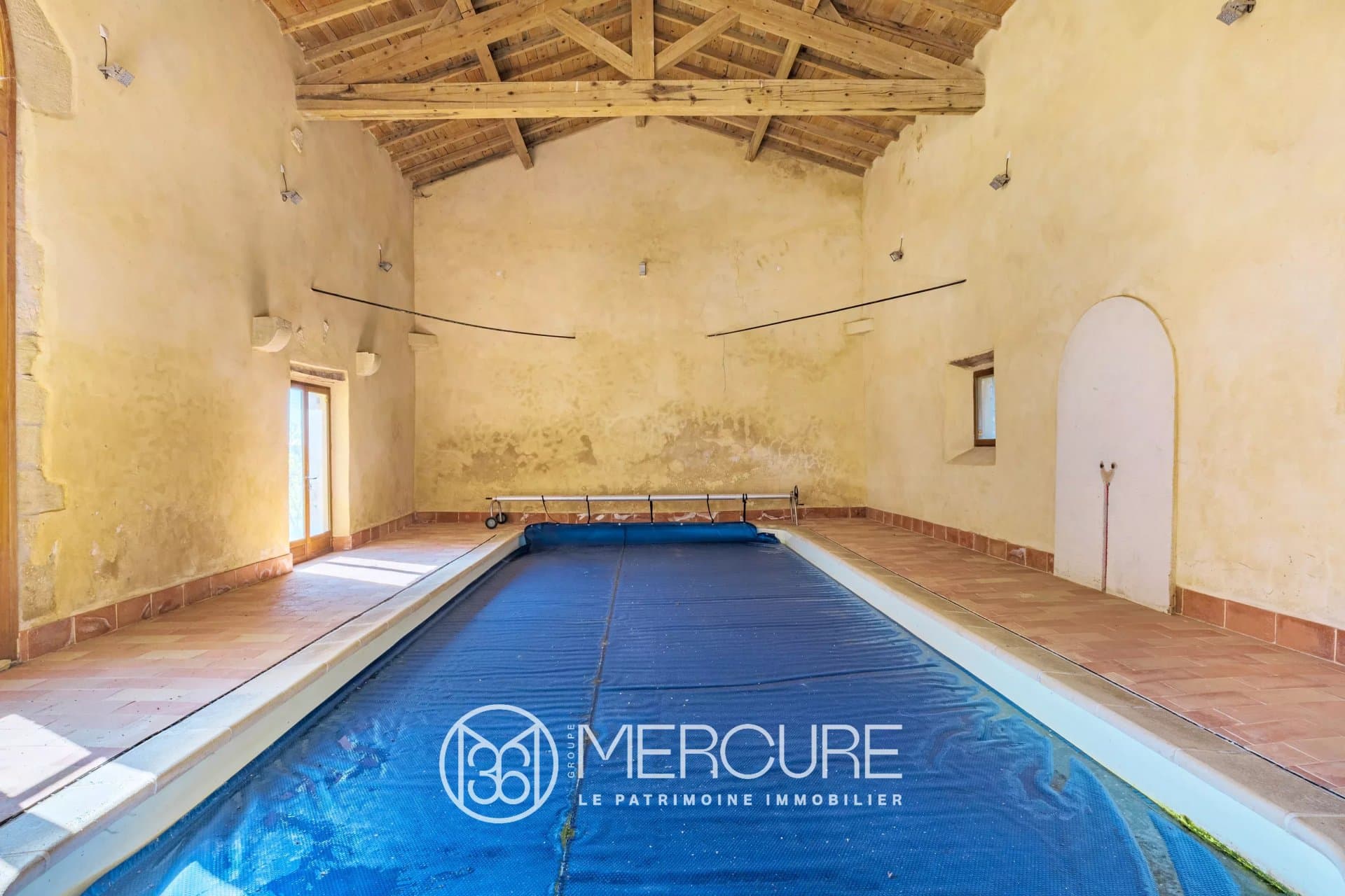 Historic Château with Heated Indoor Pool and Medieval Kitchen 3