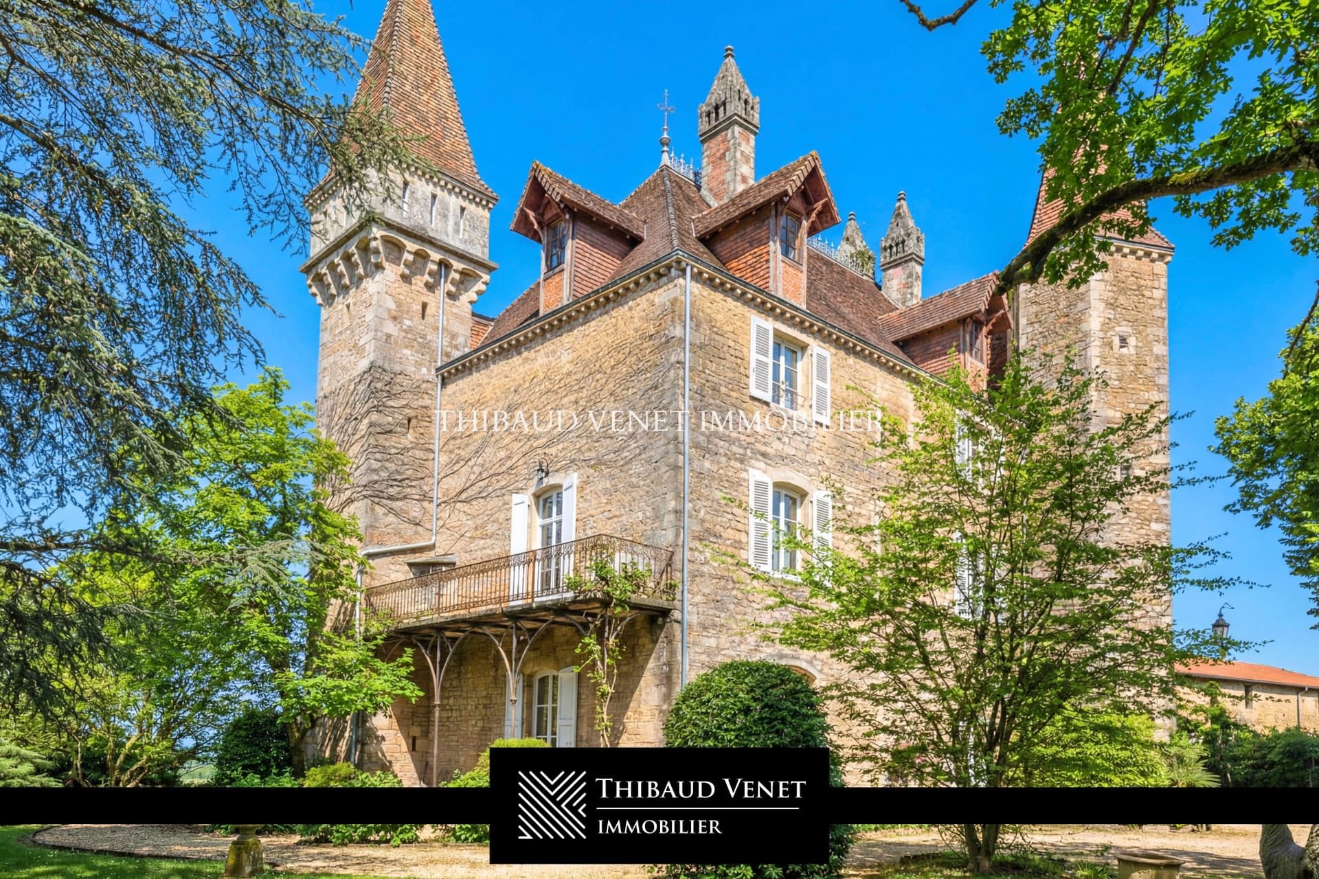 Castle 543 Sqm 7 Bedrooms 4