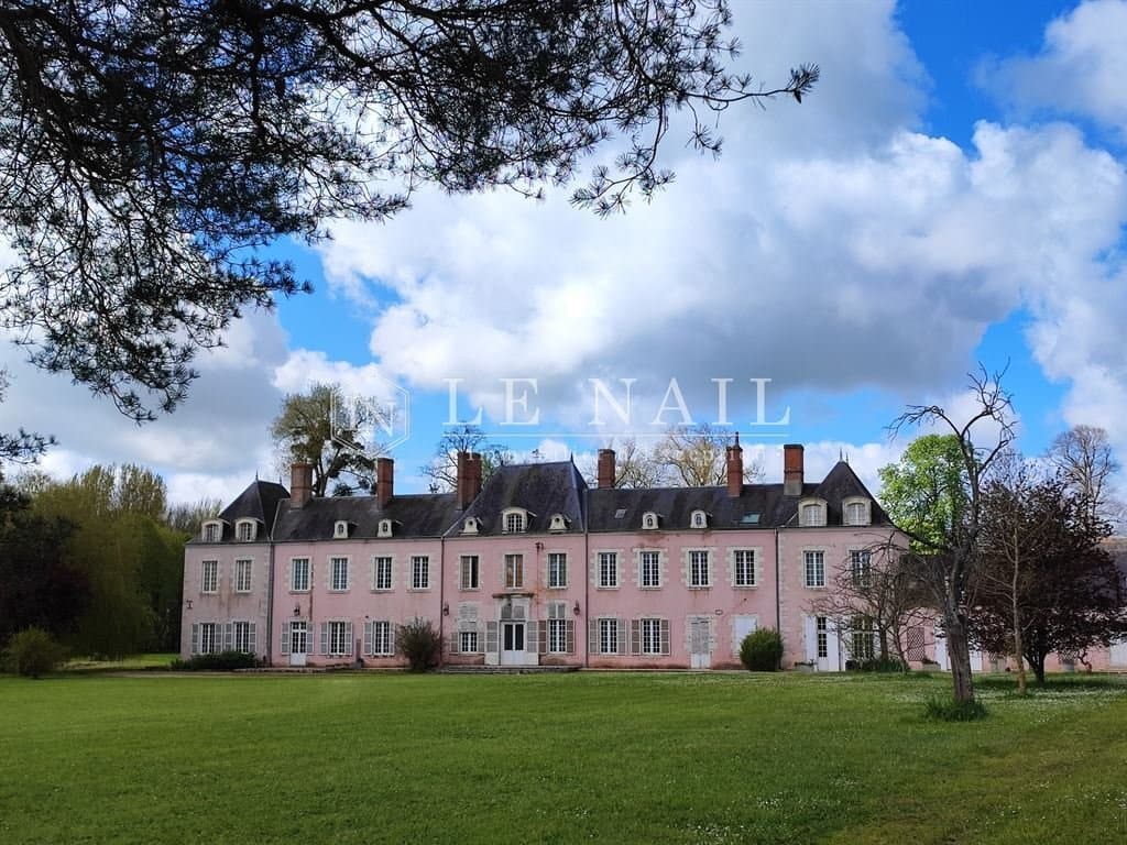 Historic 19th Century Château Near The Loire Valley