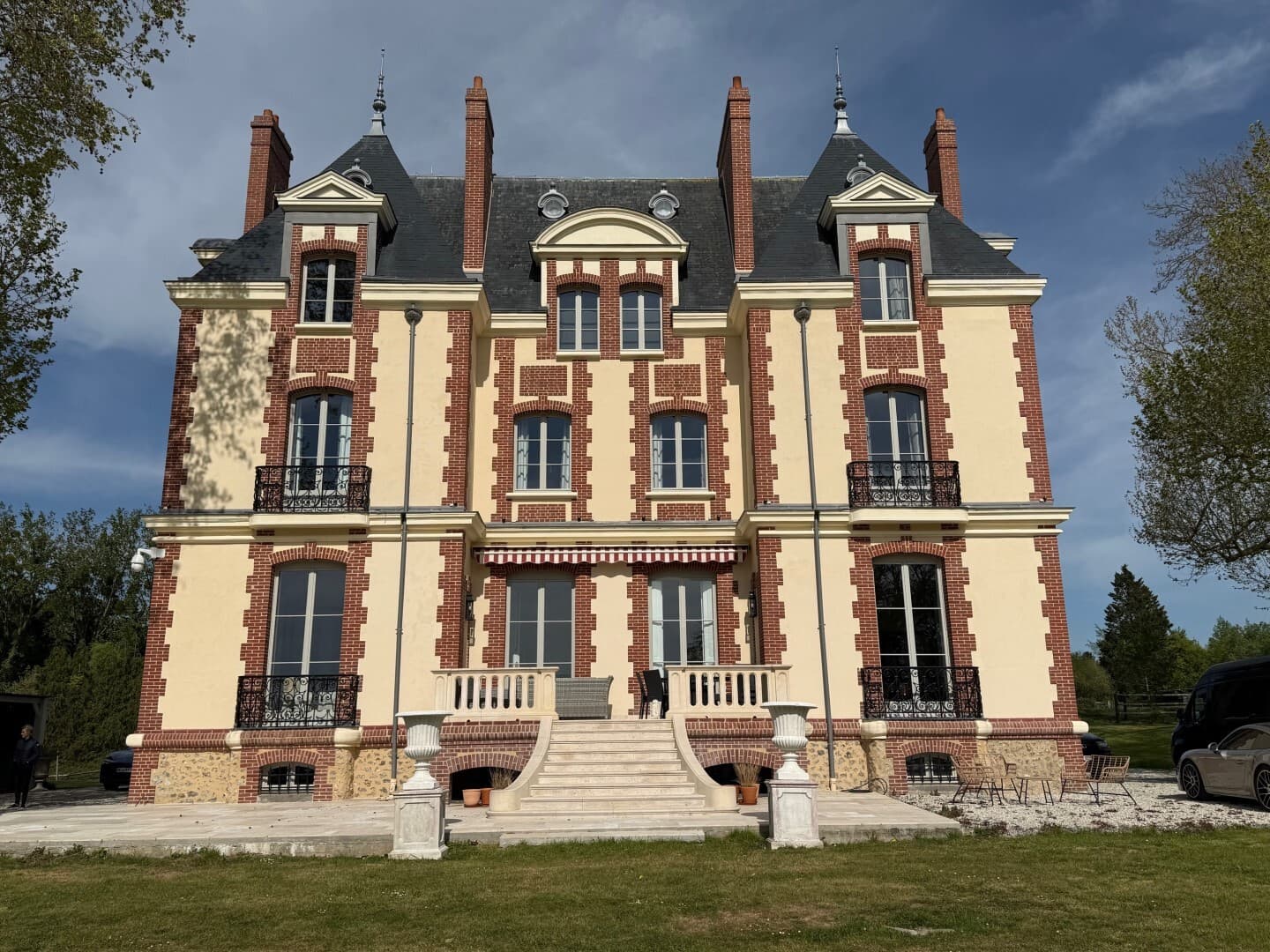 Renovated 19th Century Castle with 8 Bedrooms — in Calvados, Normandy
