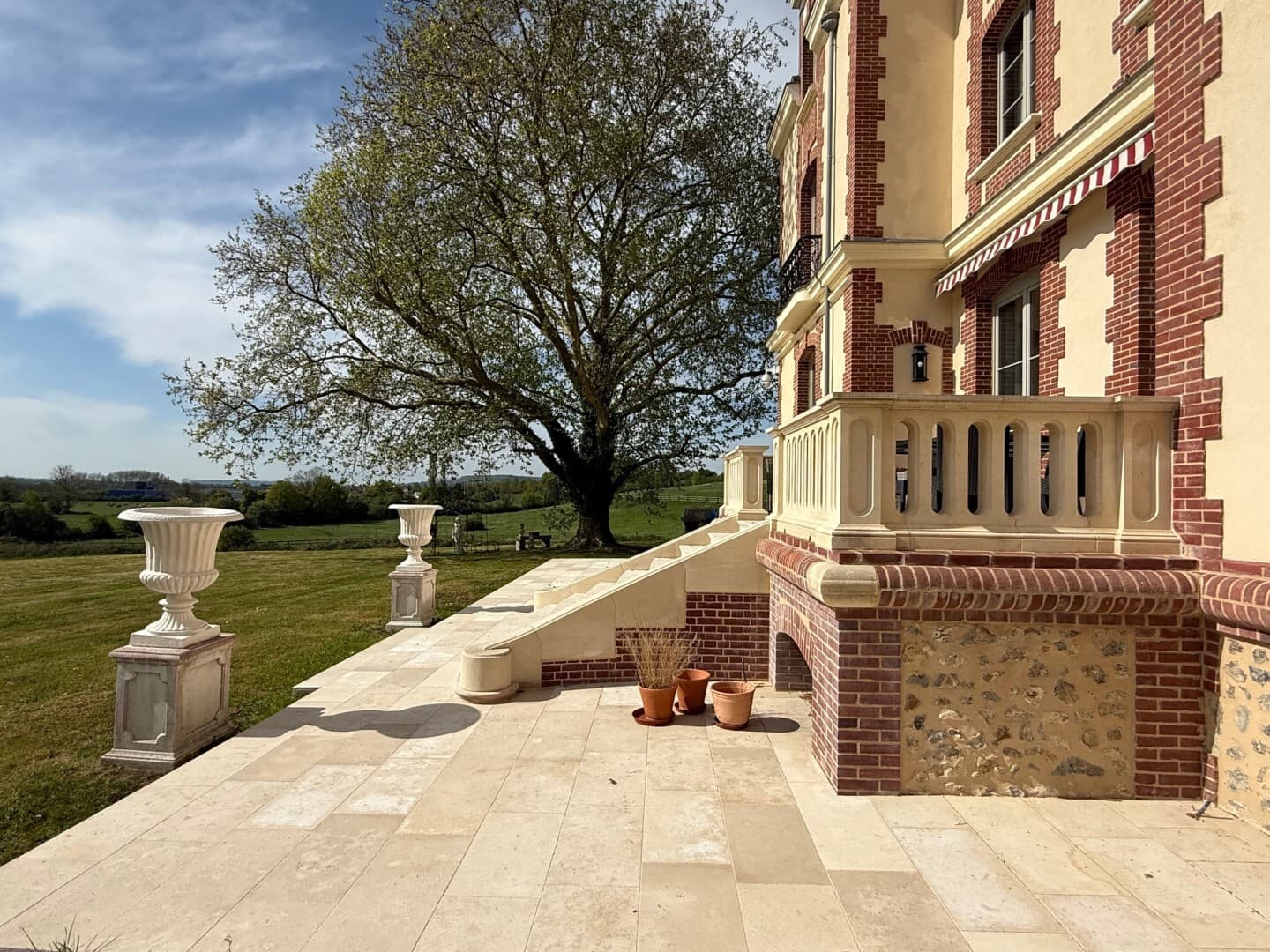 Renovated 19th Century Castle with 8 Bedrooms 3