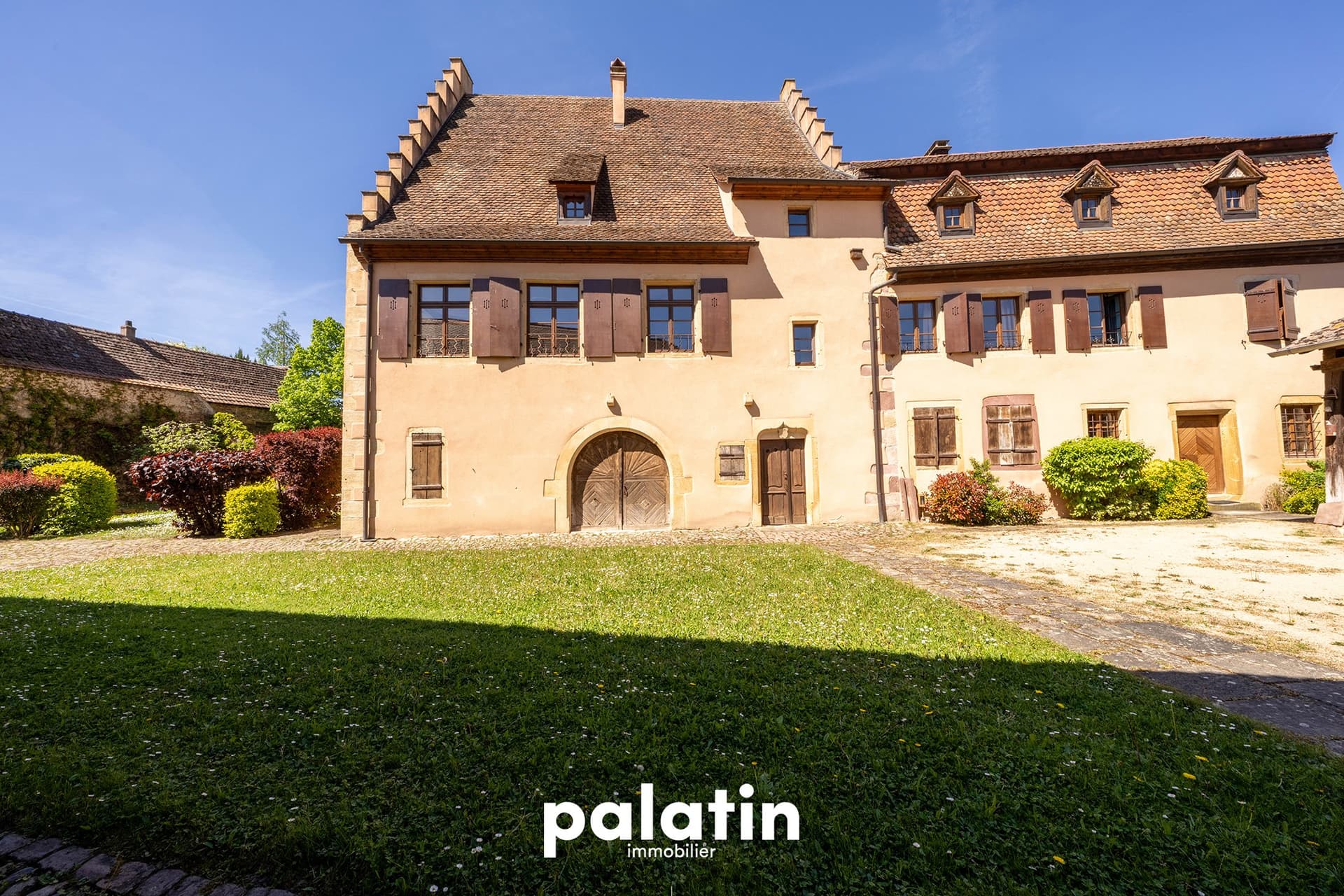 Charming 17th Century Former Presbytery With Guesthouse Potential — in France