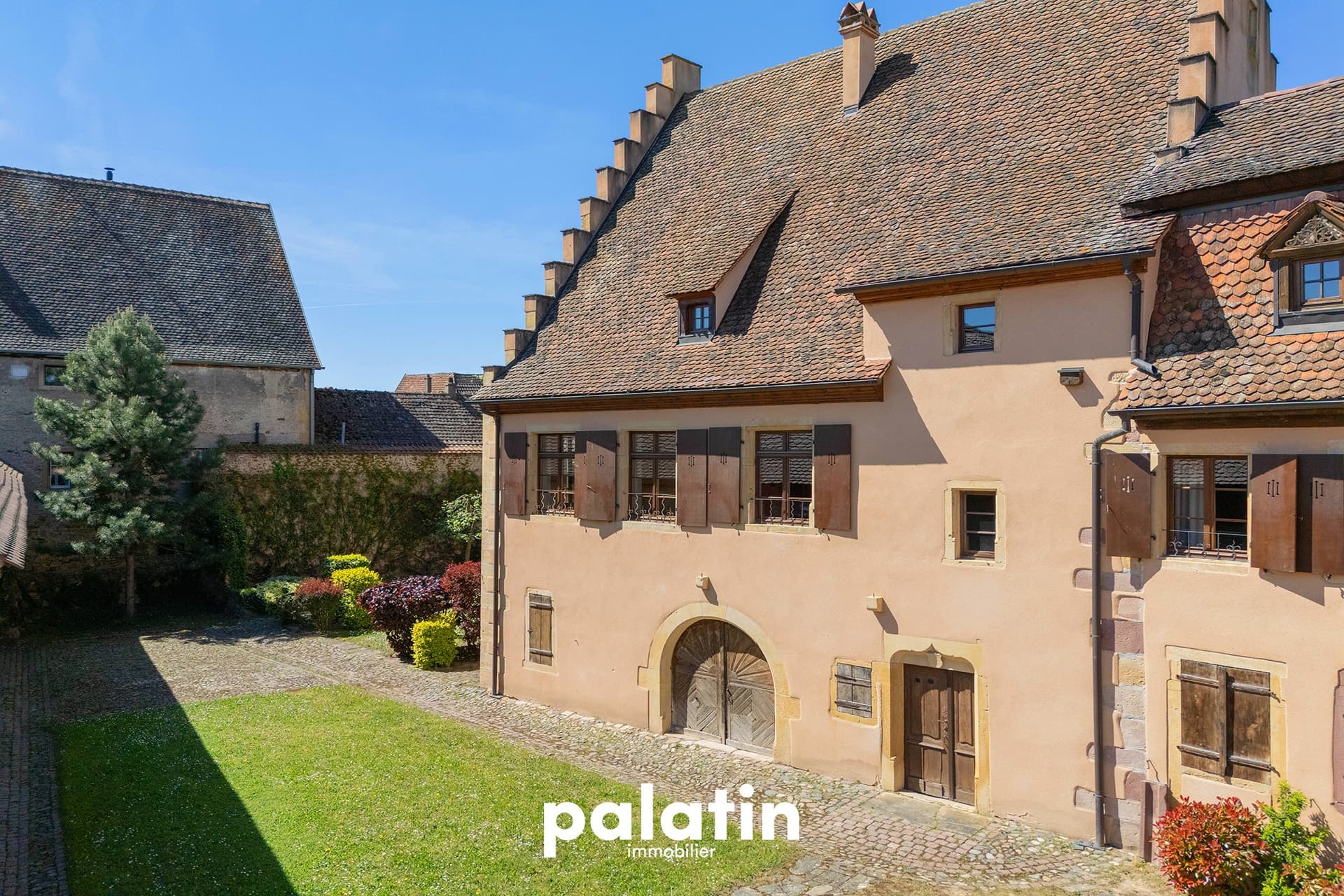 Charming 17th Century Former Presbytery With Guesthouse Potential 5
