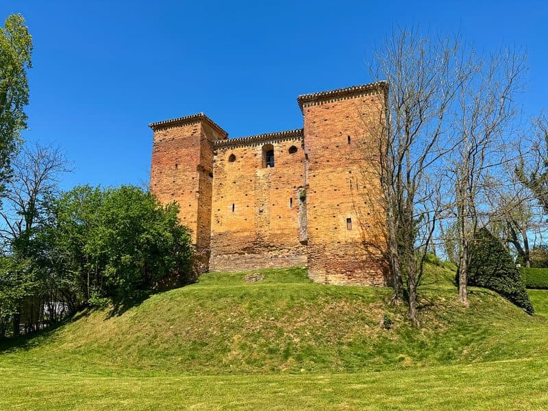 Château d’Espas 210.0 Sqm 3 Bedrooms 2