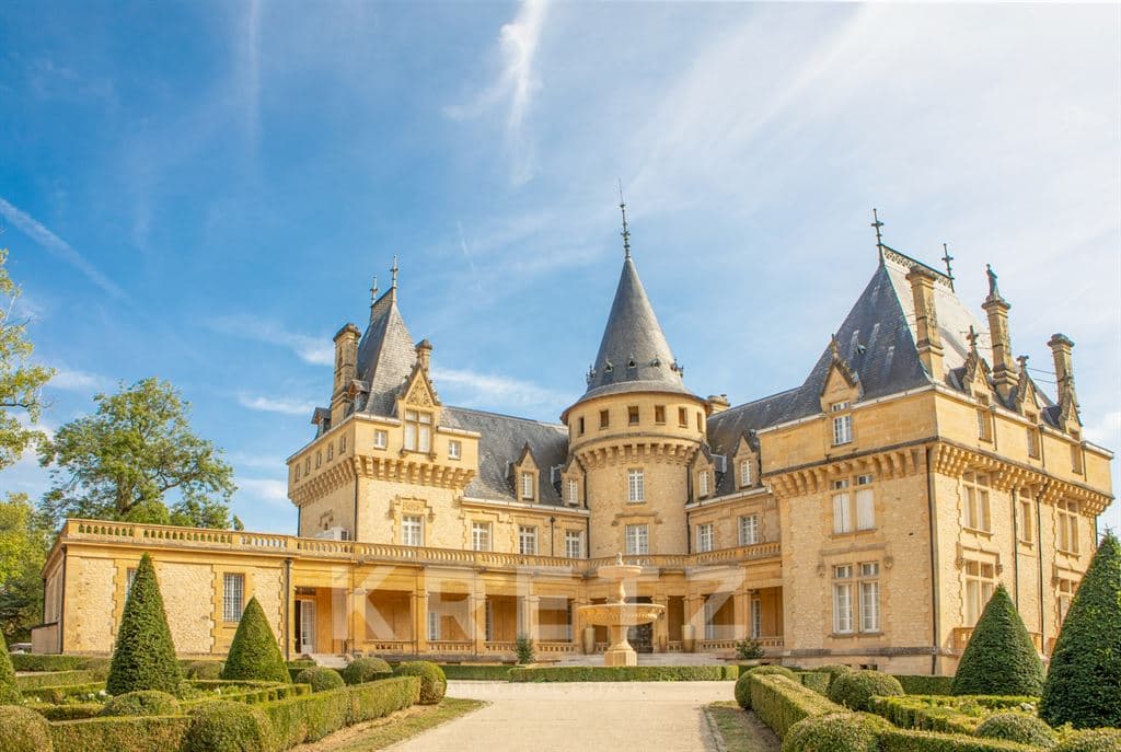 Exceptional Château with Wellness Orangery and Entertainment Facilities