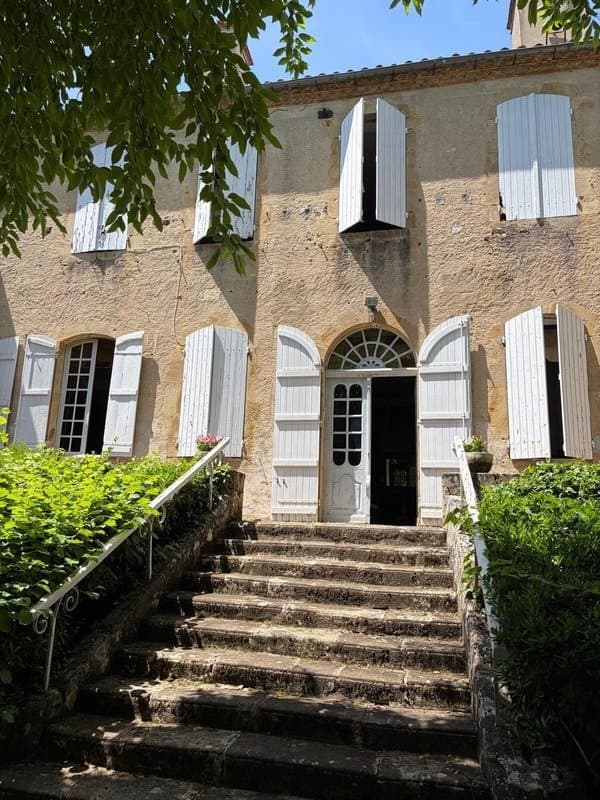 Beautiful 16th-18th Century Château on 45 Hectares with Detached Outbuildings 2