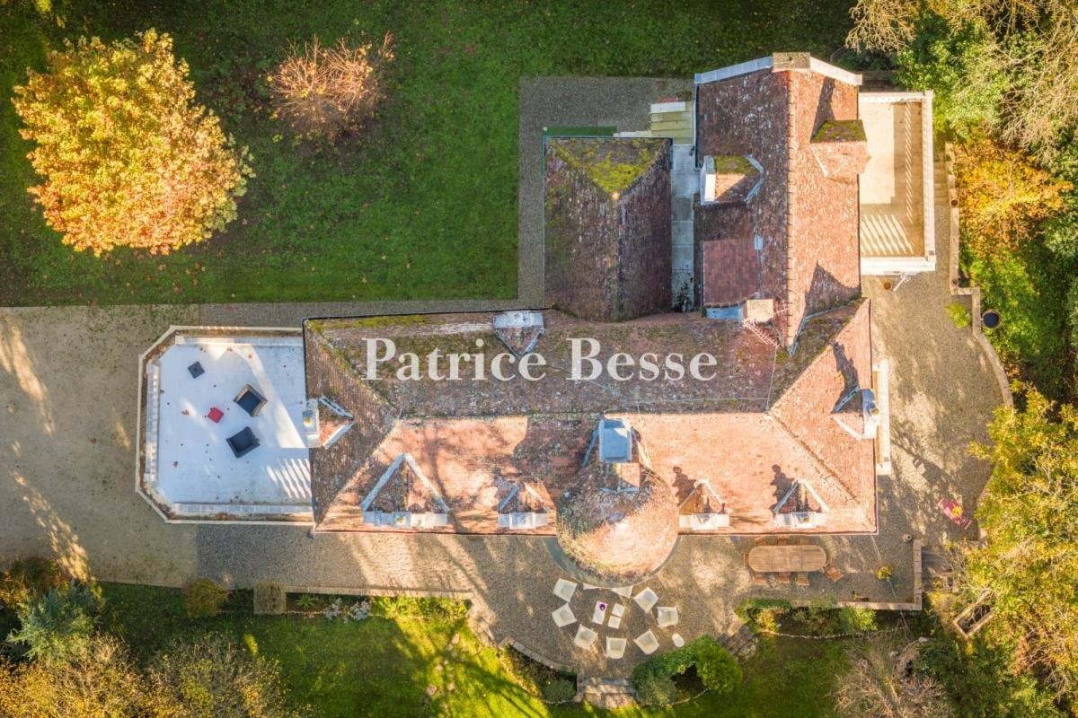Elegant 1930 Château With Swimming Pool And Outhouse In Cahors 4