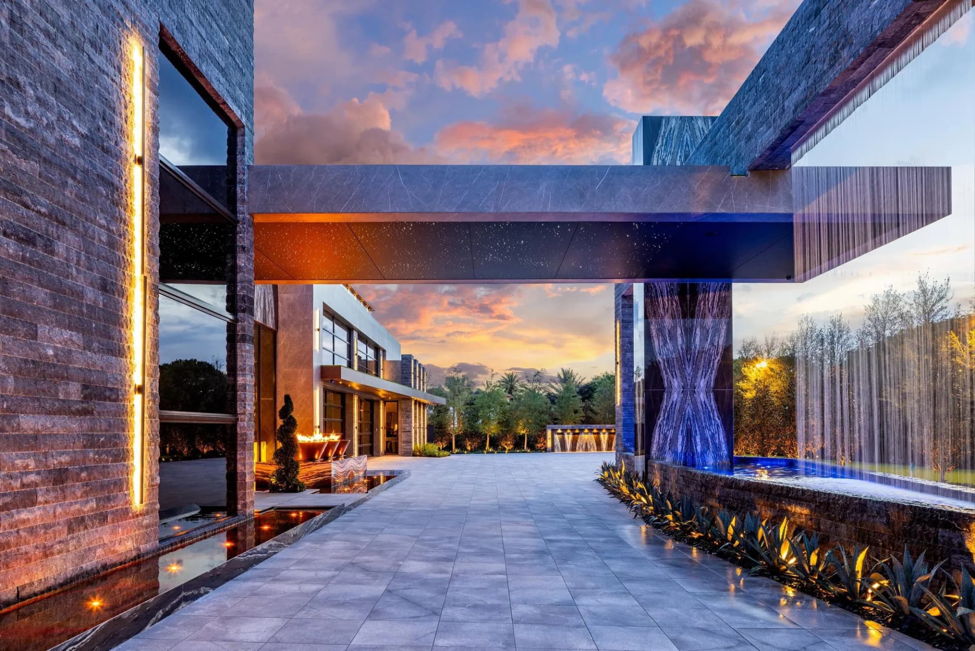 Villa Skyfall: A Masterpiece of Modern Luxury in Delray Beach 3