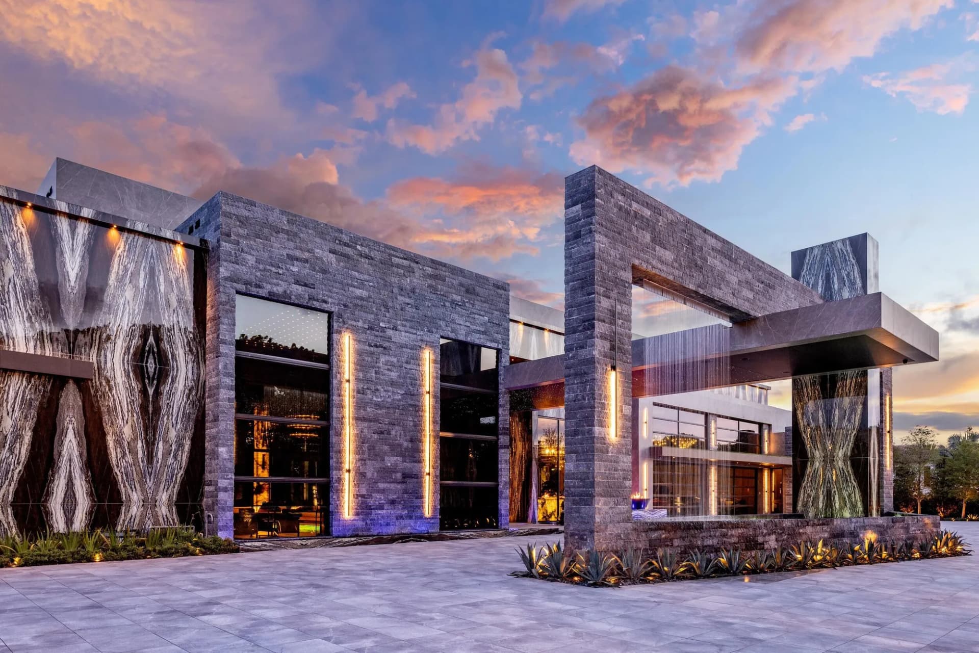 Villa Skyfall: A Masterpiece of Modern Luxury in Delray Beach 4