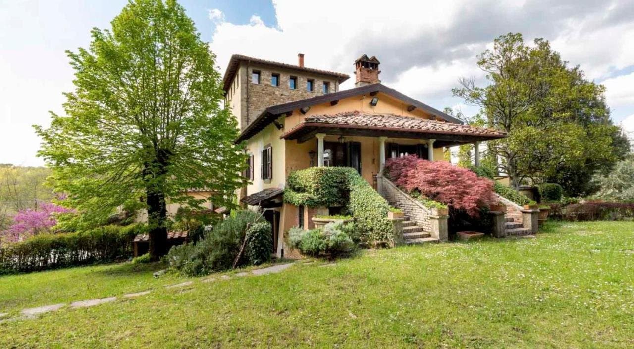 Historic Castle With Panoramic Views In The Heart Of Mugello 3