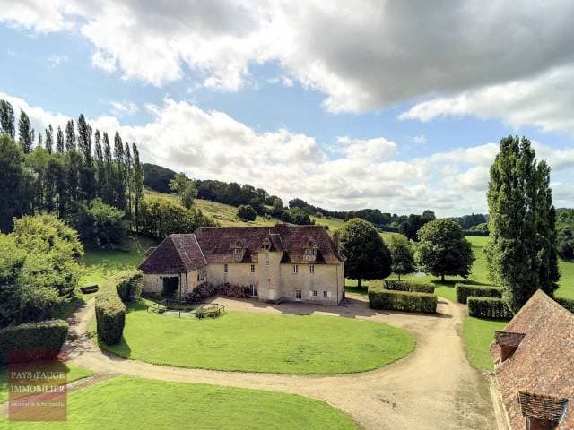 Historic Manor Farm in the Valley of the Touques with Swimming Pool 4