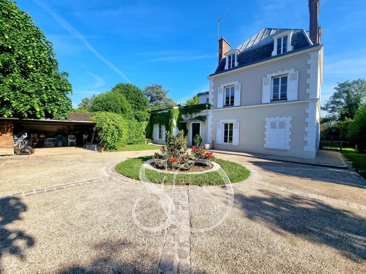 Charming 18th Century Castle With Terrace 2