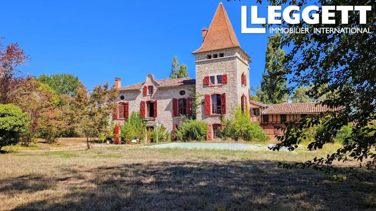 Exceptional Manor House With Dovecote And Swimming Pool In St Paul-Cap-de-Joux