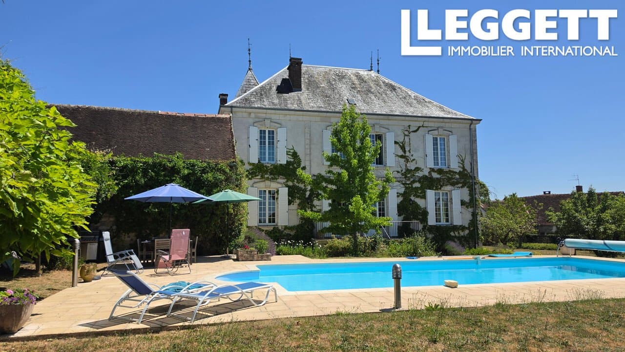 Elegant 19th Century Maison De Maître With Pool And Walled Garden 2