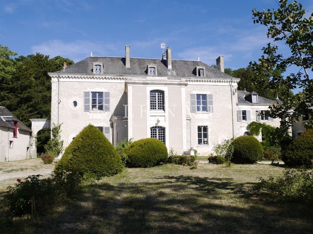 Elegant 18th Century Château With Guesthouse And Stables In The Brenne Region