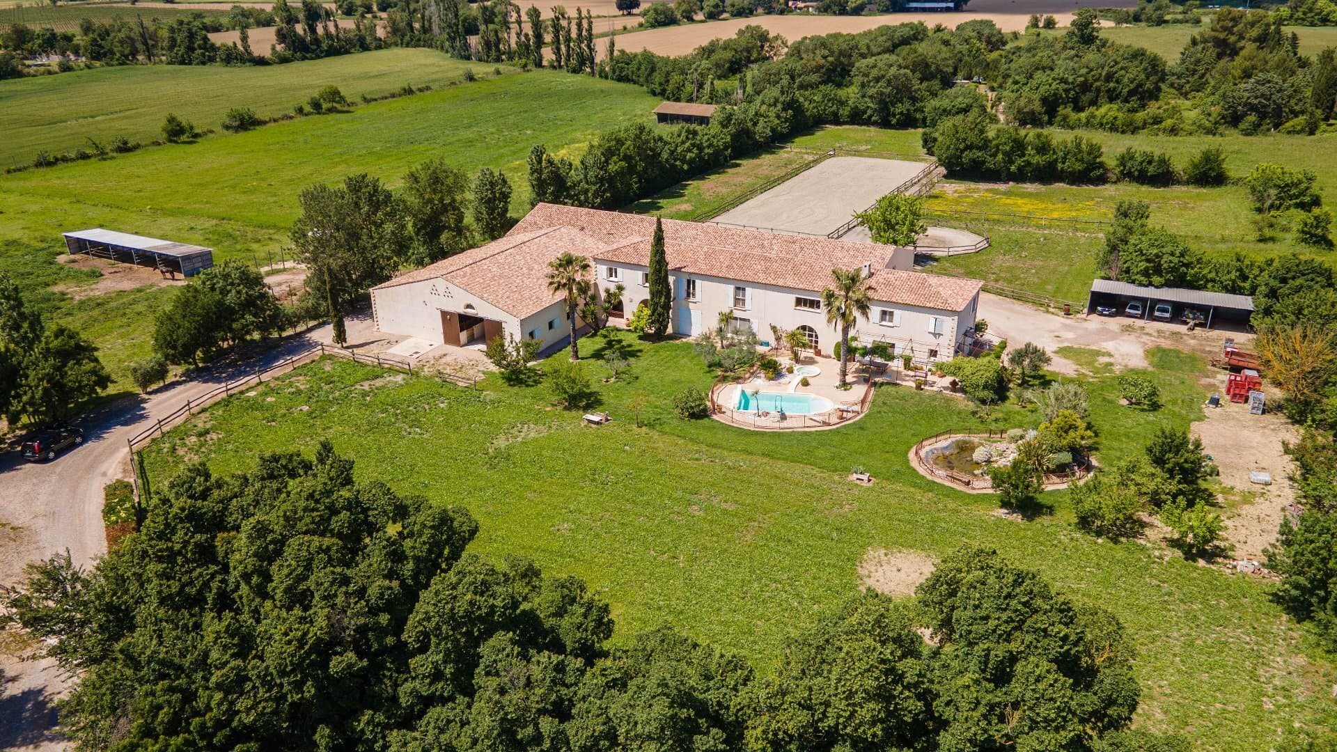Elegant Equestrian Property With Extensive Facilities Near Montpellier