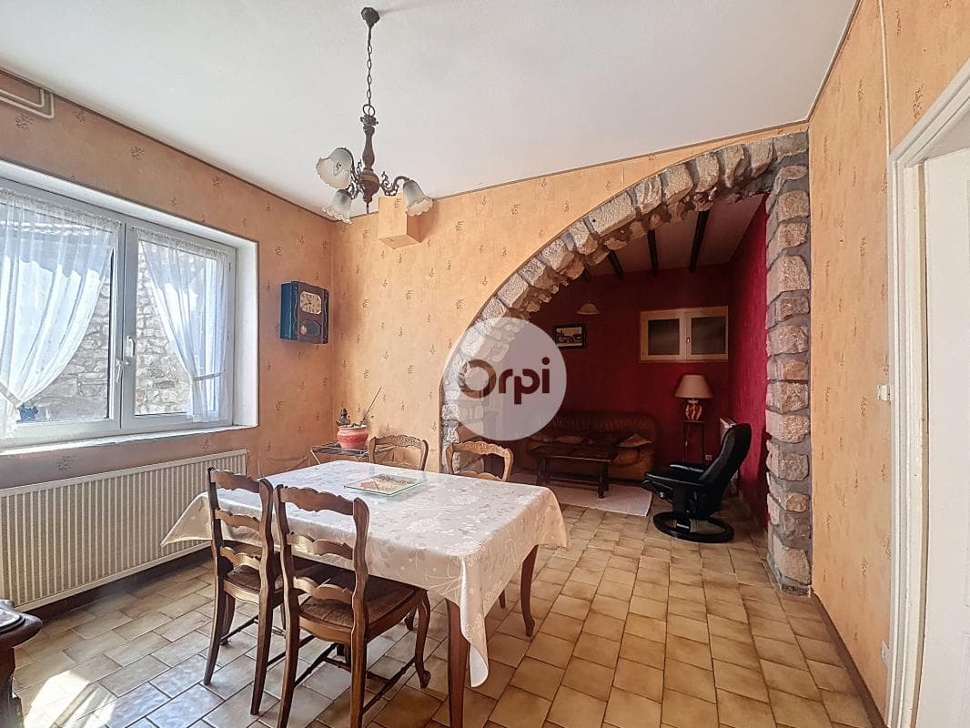Charming Castle with 3 Bedrooms and Cellar 2