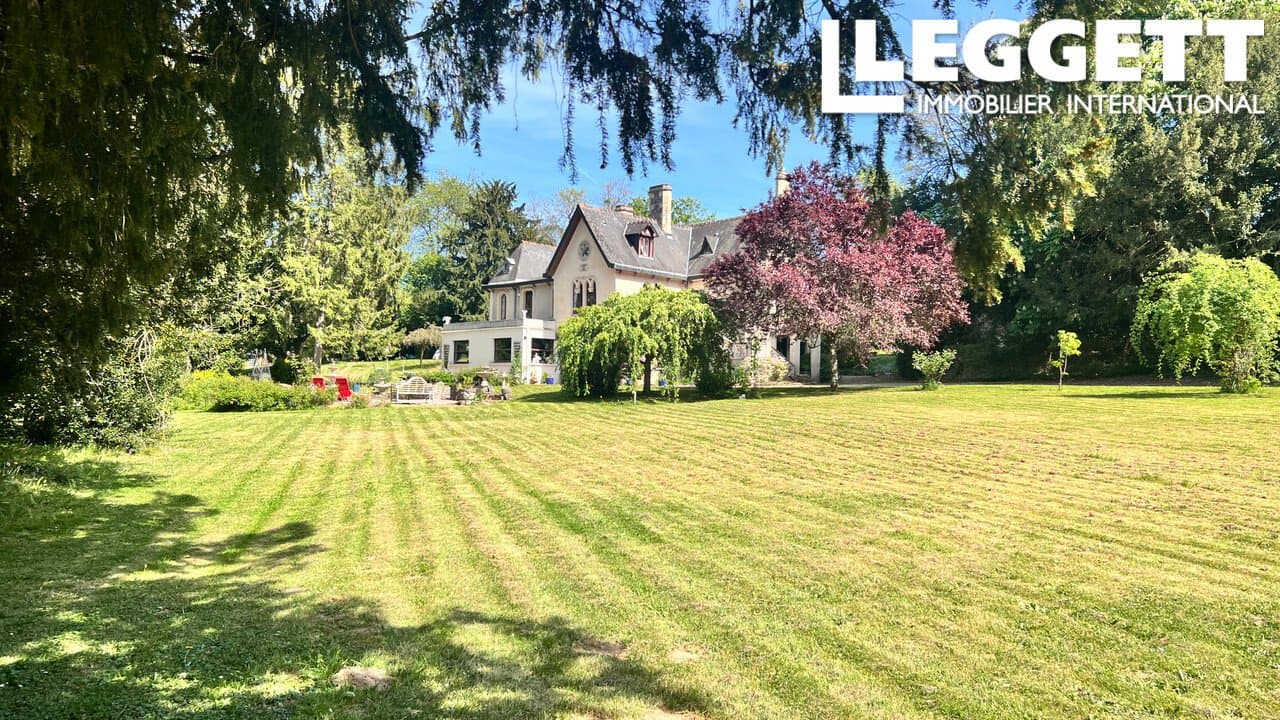 Gothic Château With Seven En Suite Bedrooms And Mature Gardens — Château for sale in Normandy, France