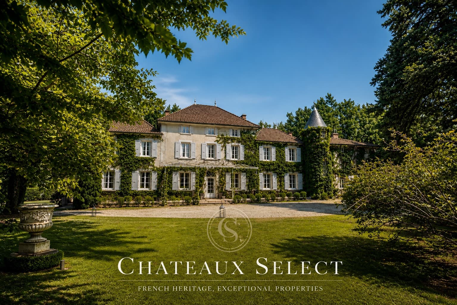 Spacious Castle With 15 Bedrooms And Swimming Pool — in Isère, Auvergne-Rhône-Alpes