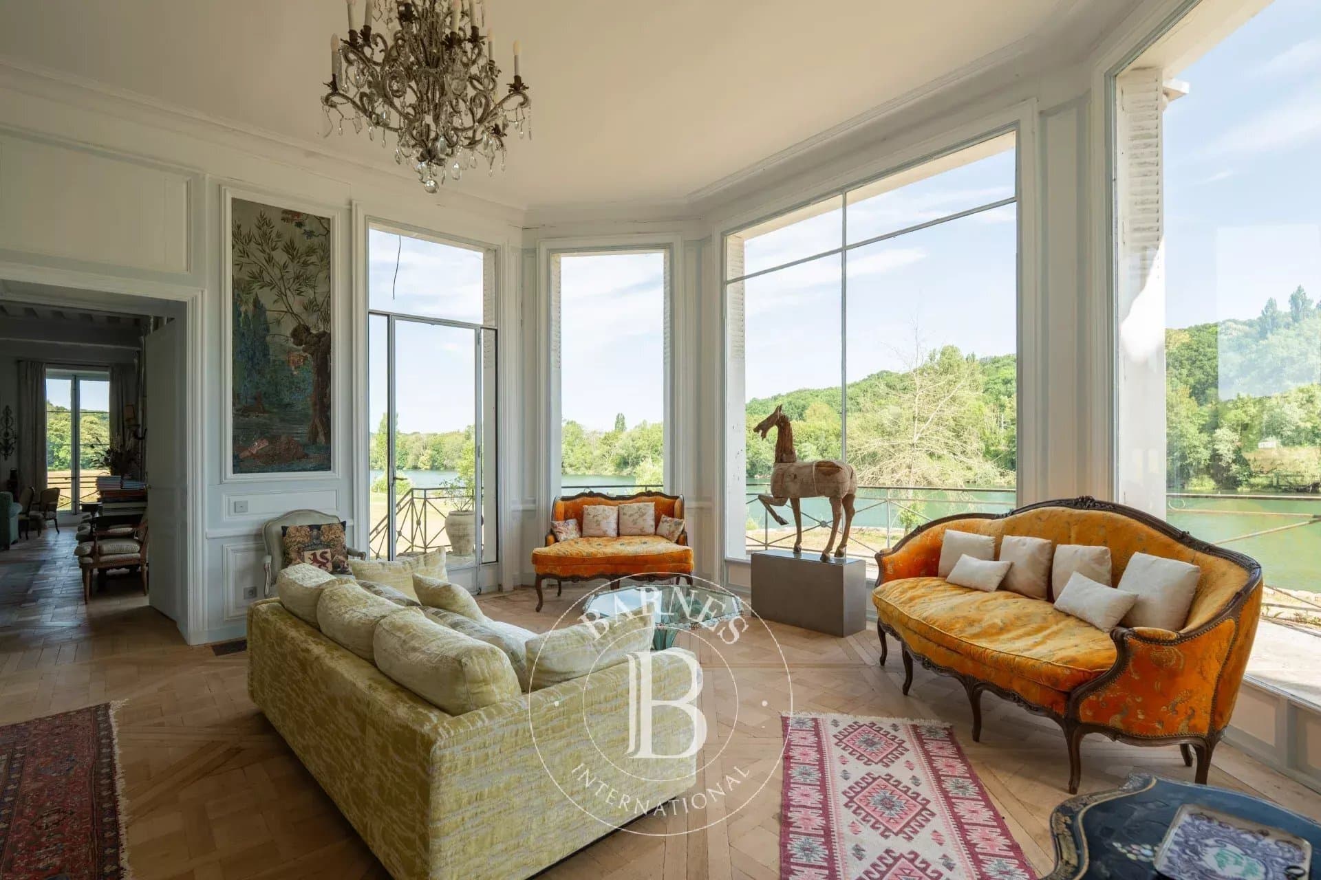 Exceptional 17th Century Château With 30 Hectares And Stunning Views 4