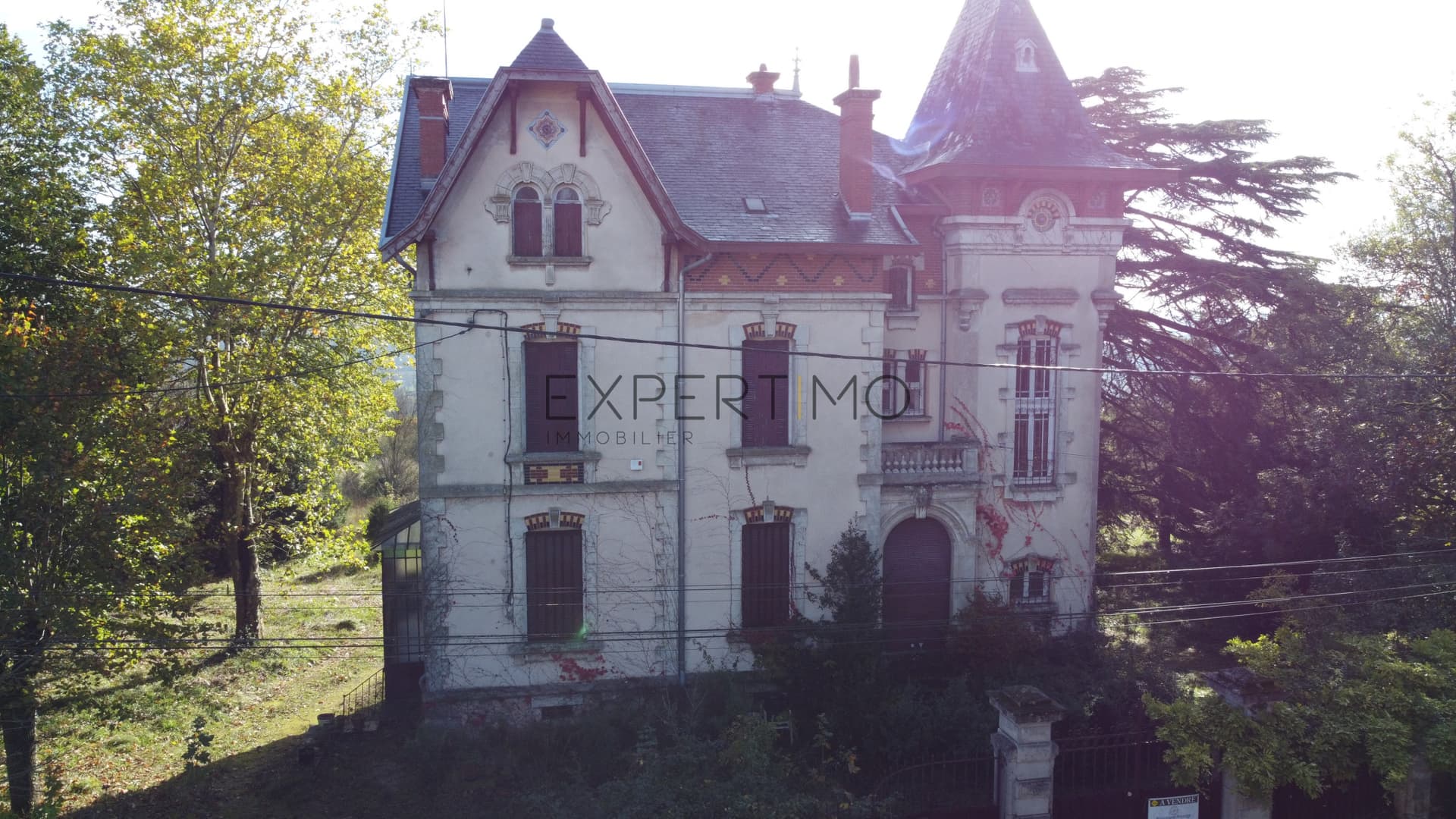 Charming Castle with 7 Bedrooms and Billiard Room in Tournus 3