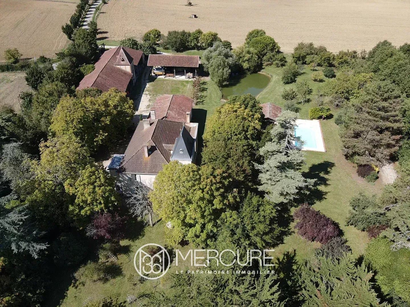 Charming 19th Century Castle With Pool And Expansive Park 3