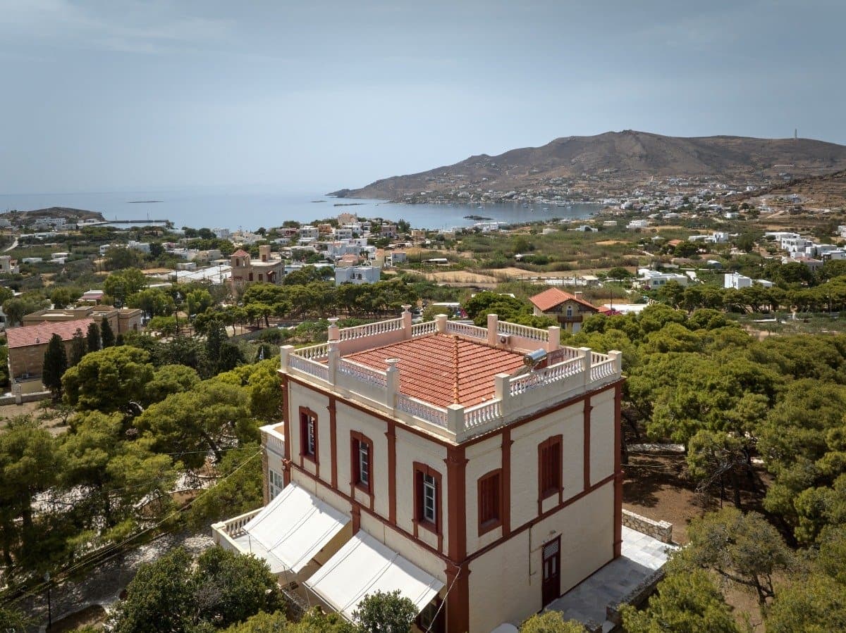 19th Century Neo-Classical Mansion With Guest House And Pool 4