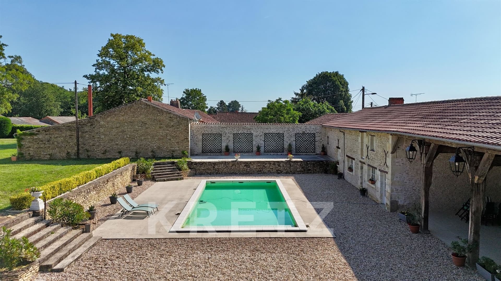 19th Century Château With Swimming Pool And Extensive Grounds 4