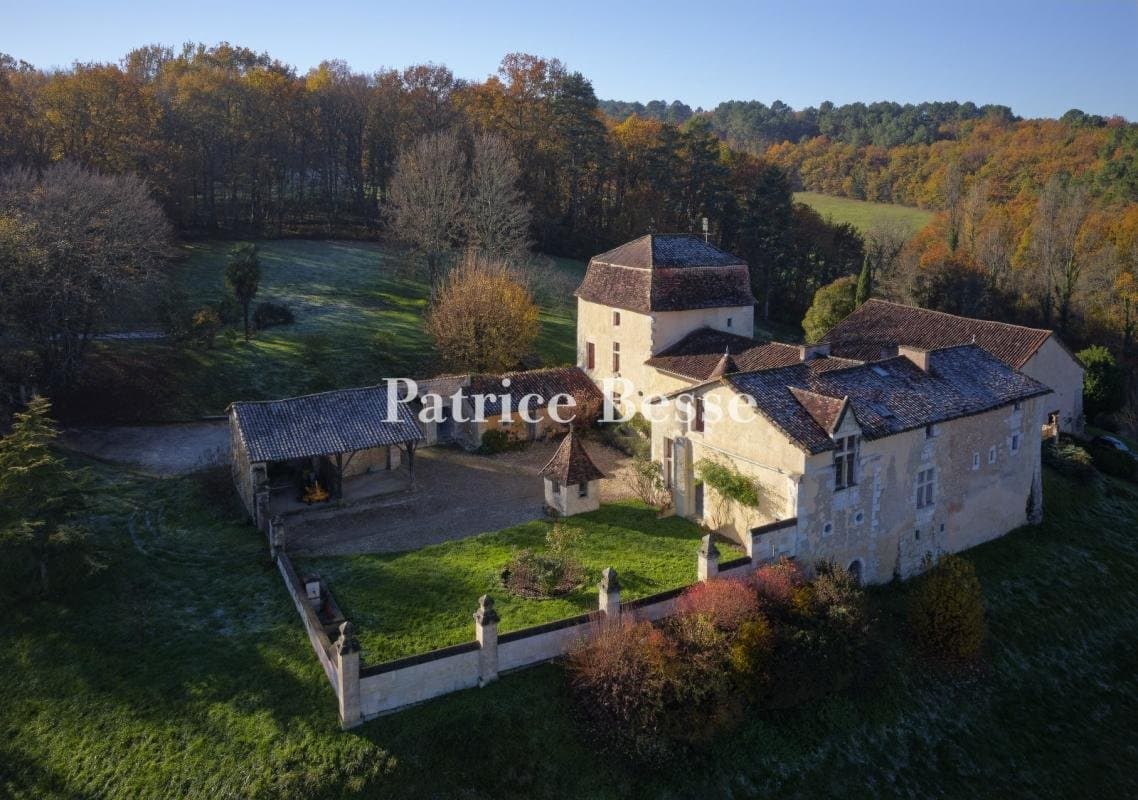 Renaissance Castle With Holiday Cottage And Enclosed Park 2