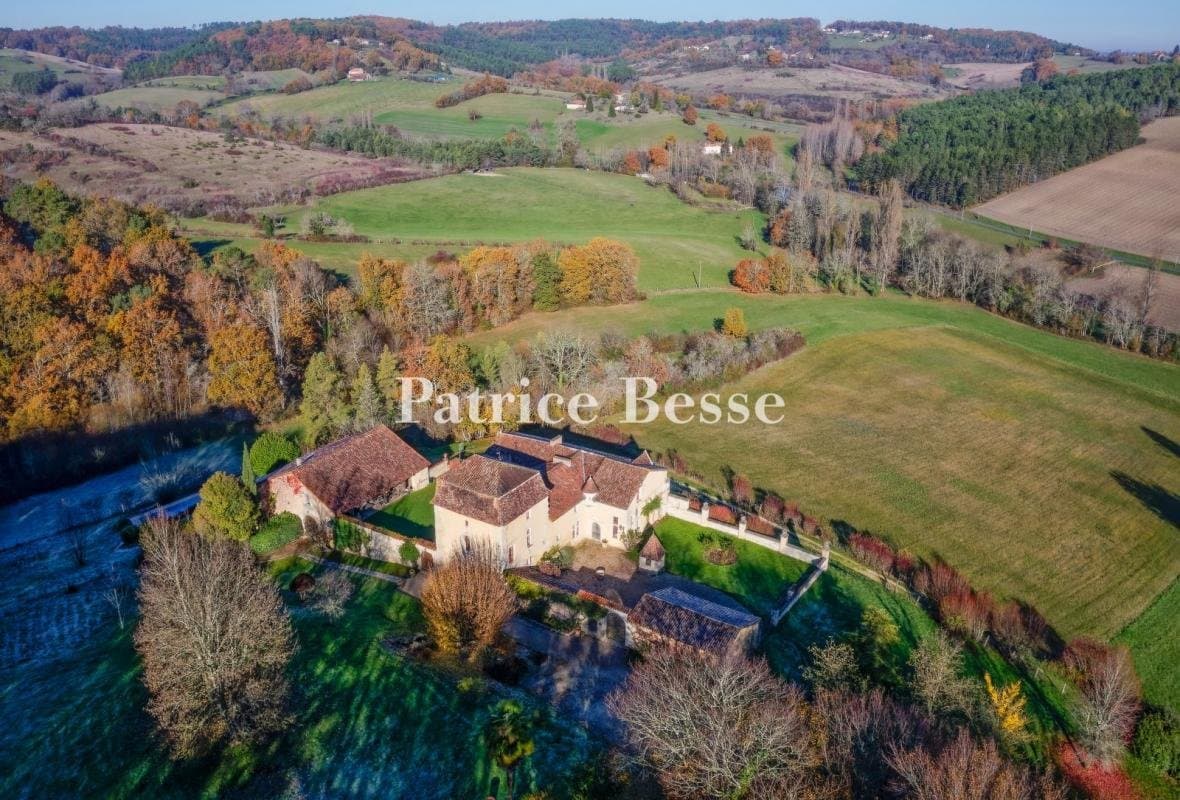 Renaissance Castle With Holiday Cottage And Enclosed Park 3