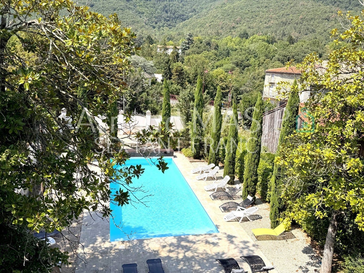 Stunning 19th Century Villa With Pool And Castle View 2