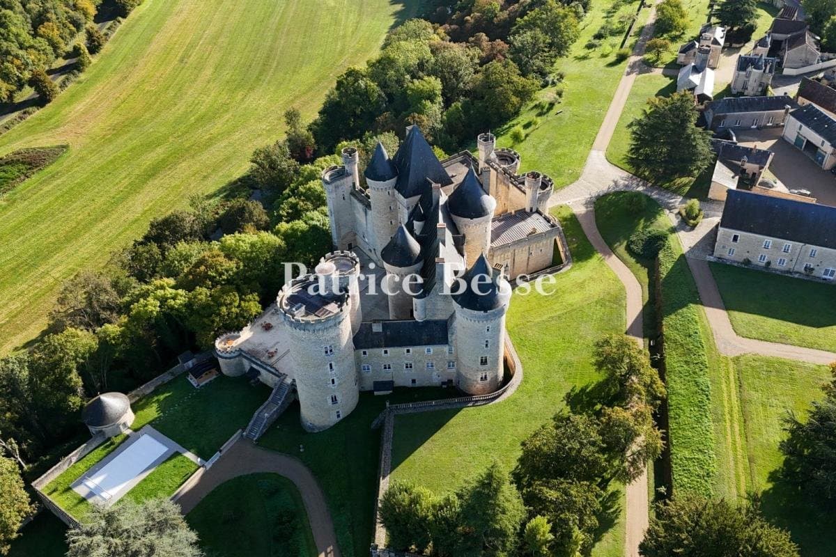 Stunning 15th Century Château With Hotel-Standard Renovations 5