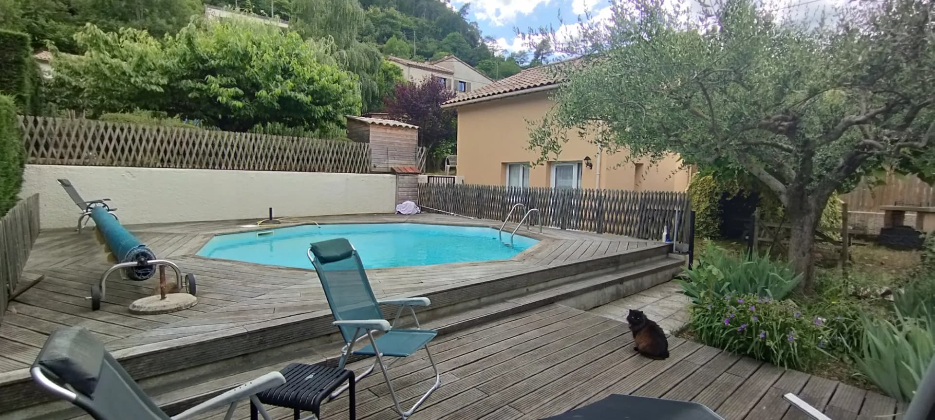Renovated Manor House With Guest Gîte And Swimming Pool