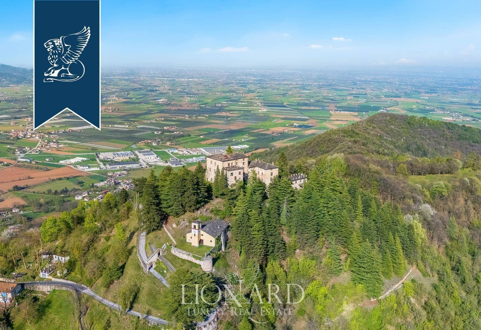 Historic Medieval Castle With Panoramic Views In The Alps 5