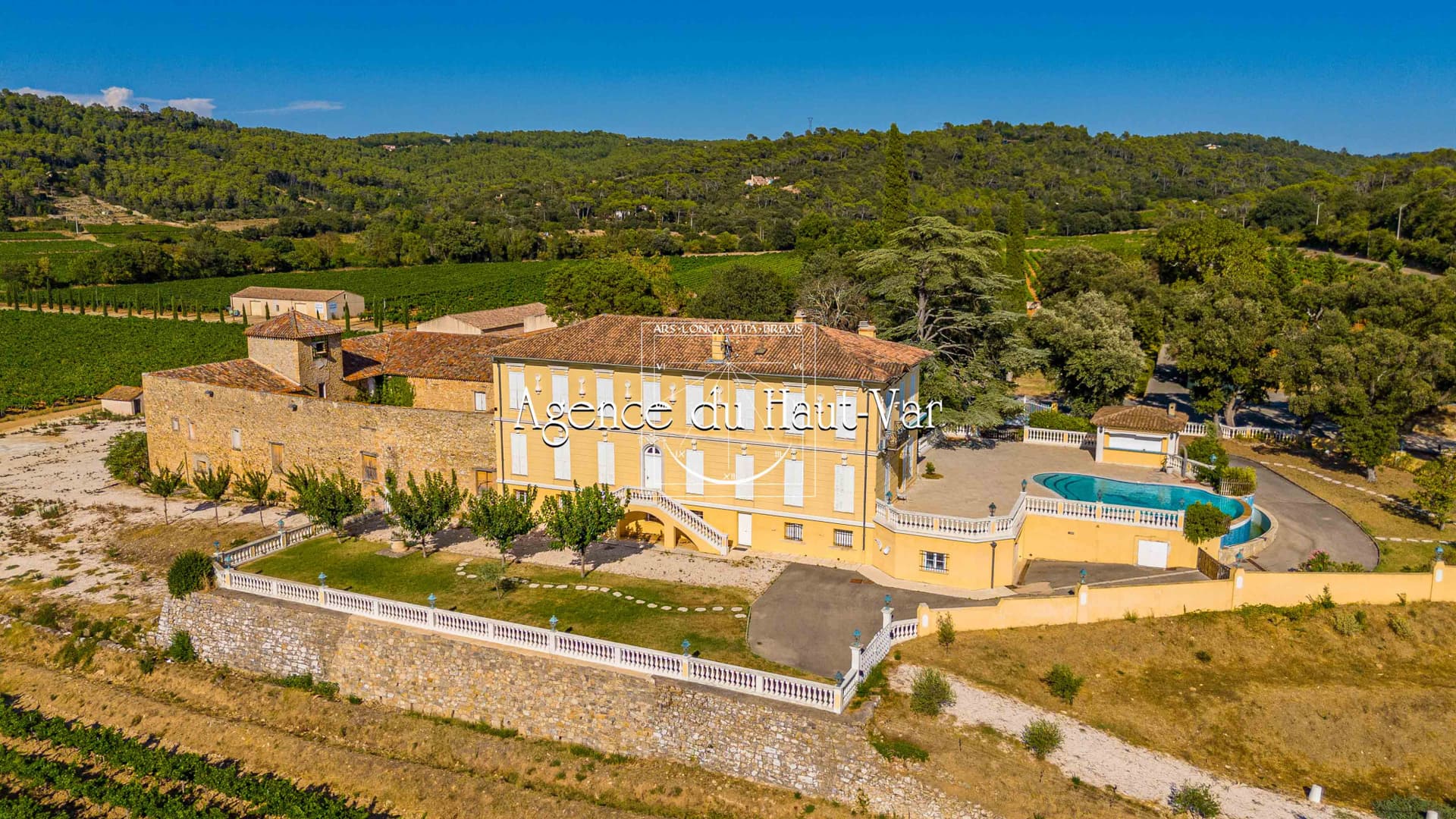 Historic Wine Estate With 7 Bedrooms And Event Space 4