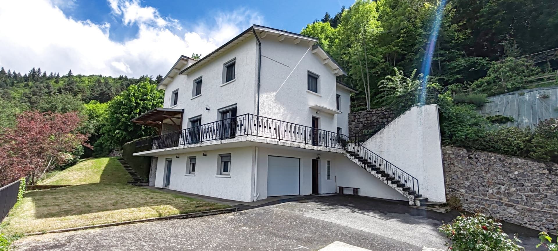 Architect-Designed Villa With Pool And Stunning Valley Views — Villa for sale