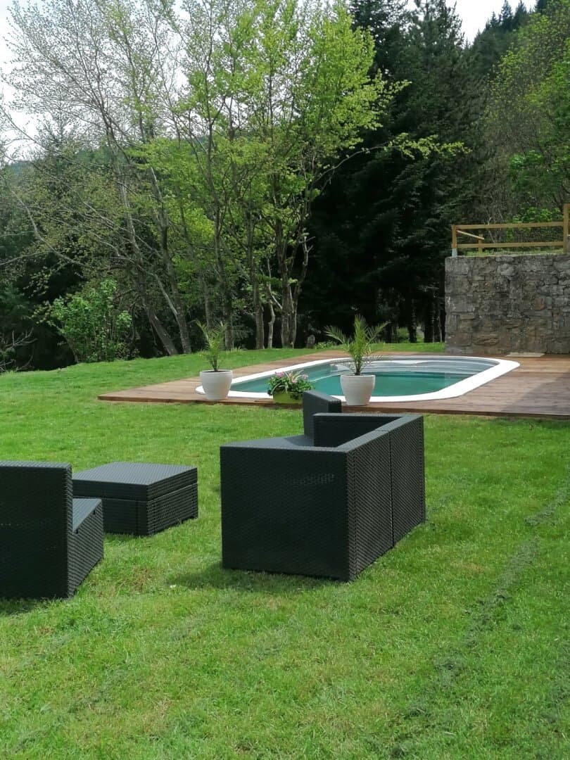 Architect-Designed Villa With Pool And Stunning Valley Views 2